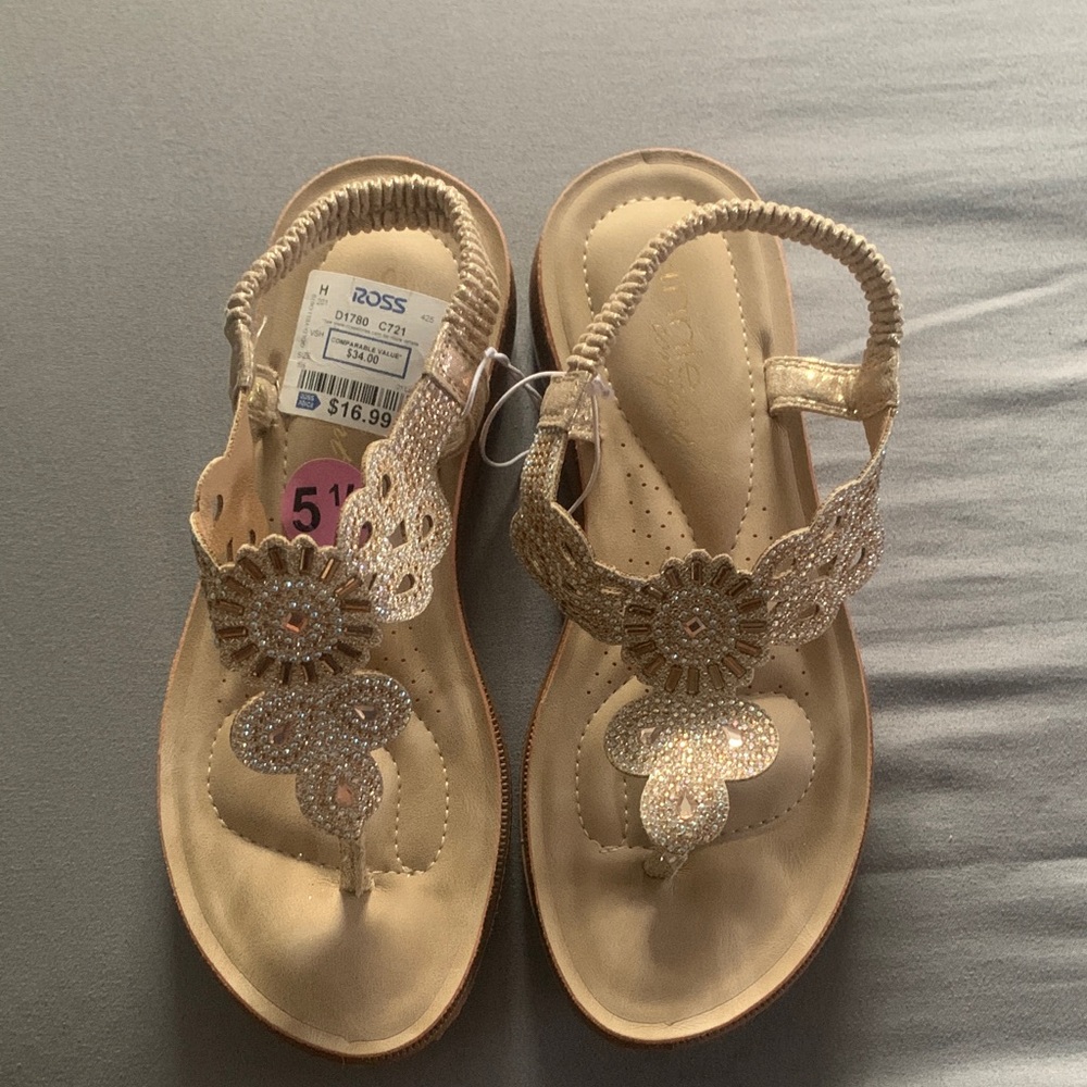 Elegant Gold Women's Sandals